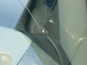 自動車ガラスの大きなひび割れMGS北九州自動車ガラスリペア